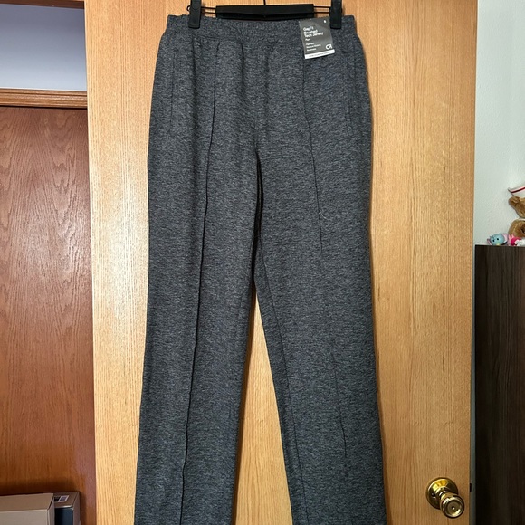 GapFit Brushed Tech Jersey Pants - Picture 3 of 3